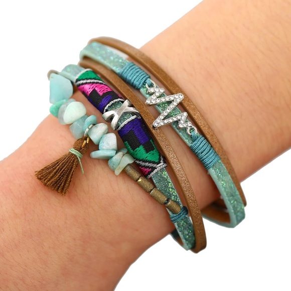 Gorgeous wrap bracelet🌵 - Picture 2 of 4